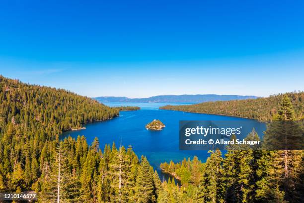 emerald bay in lake tahoe usa - emerald bay lake tahoe bildbanksfoton och bilder