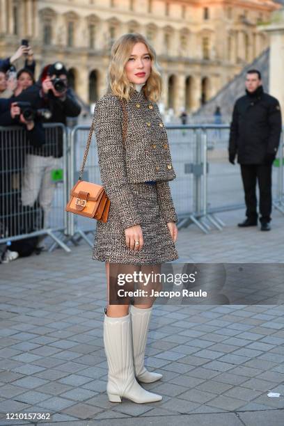 Lea Seydoux attends the Louis Vuitton show as part of the Paris Photo  d'actualité - Getty Images