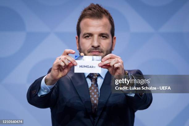 Rafael van der Vaart draws out Hungary during the UEFA Nations League Draw at Beur van Berlage on March 03, 2020 in Amsterdam, Netherlands.