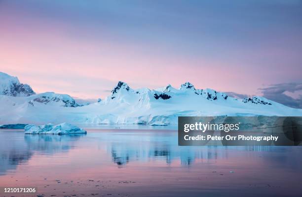 sunset in antarctica - antarctica sunset stock pictures, royalty-free photos & images