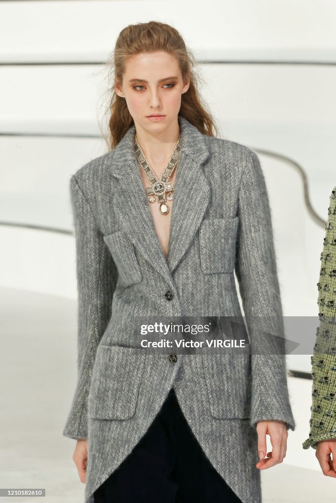 Chanel : Runway - Paris Fashion Week Womenswear Fall/Winter 2020/2021