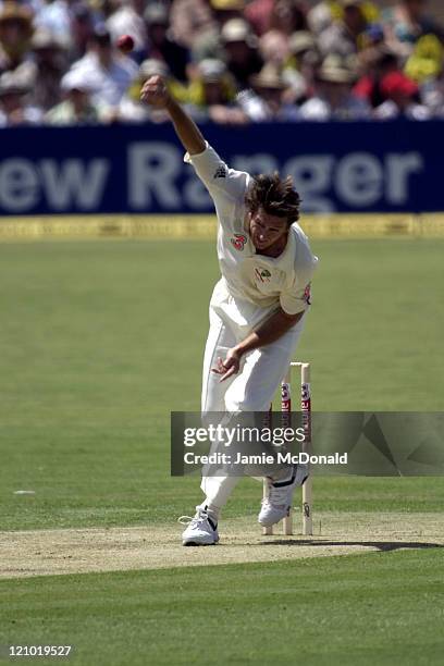 Australian bowler Glen McGrath in Day One of the Second Ashes Test at the Adelaide Oval, Australia, December 1, 2006.