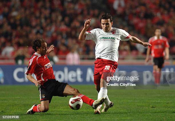 Leo of Benfica and Adrian Cristea of Dinamo Bucarest during a UEFA Cup Round 32 match between SL Benfica and Dinamo Bucuresti in Lisbon, Portugal on...