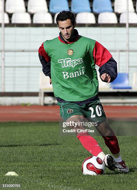 Filipe Oliveira in action during Maritimo training session in Funchal, Portugal on January 25, 2007.