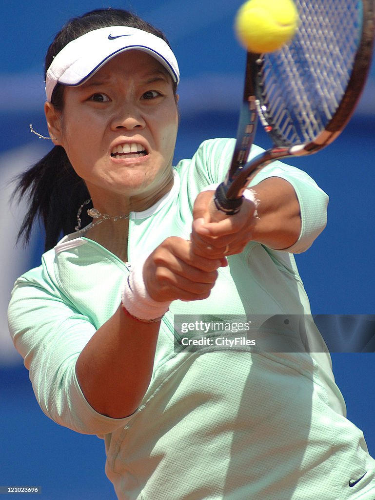 WTA - 2006 Estoril Open - Quarterfinals - Gisela Dulko vs Na Li