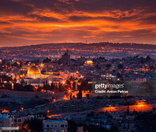 Israel Sunset Western Wall Sunset Photos and Premium High Res Pictures - Getty Images