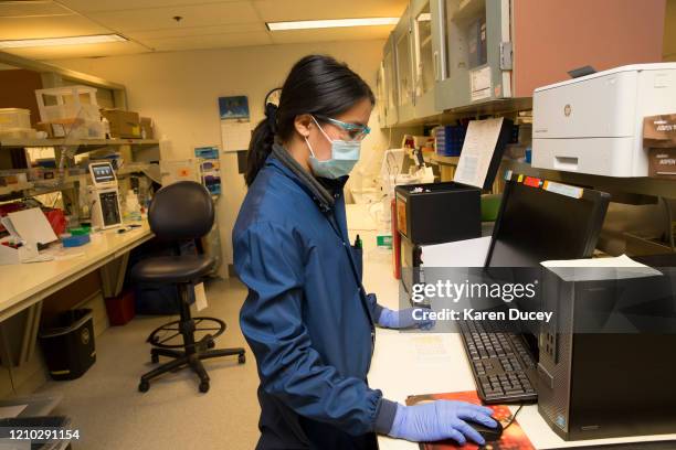 Running Lab Controls Running Laboratory Photos and Premium High Res Pictures - Getty Images
