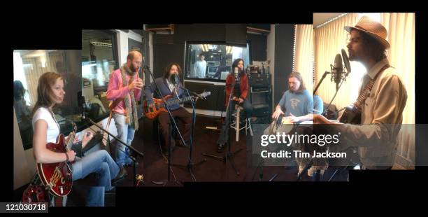 Rusted Root Singer 185 Rusted Root Photos & High Res Pictures - Getty Images