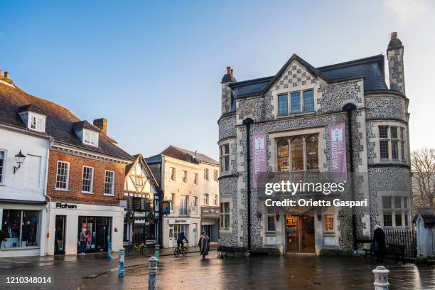 winchester city museum, angleterre, royaume-uni - hampshire photos et images de collection