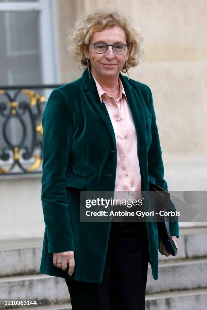 French Labour Minister Muriel Penicaud as she leave the Elysee Presidential Palace after a weekly cabinet meeting on March 4, 2020 in Paris.