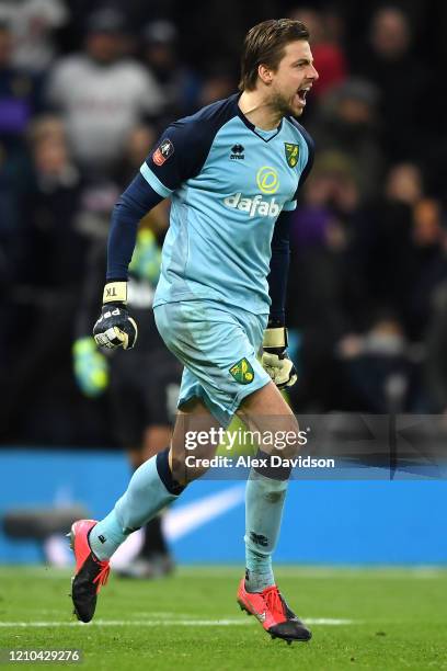 Tim Krul of Norwich City celebrates after winning the penalty shootout in the FA Cup Fifth Round match between Tottenham Hotspur and Norwich City at...