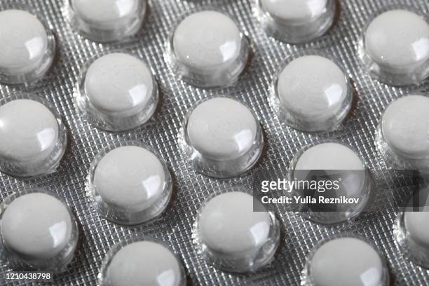 blister pack of pills (close-up) - pill blister fotografías e imágenes de stock