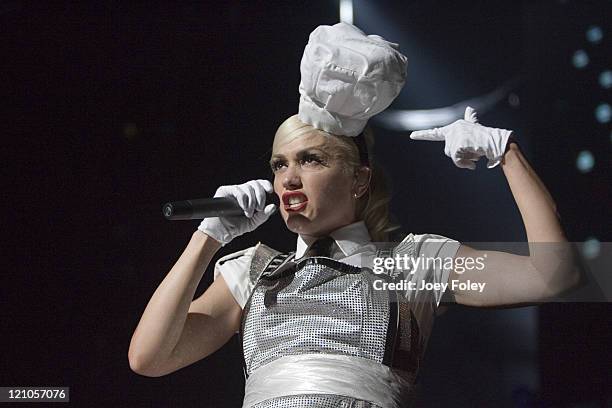 Gwen Stefani during Gwen Stefani in Concert at Verizon Wireless Music Center - June 02, 2007 at Verizon Wireless Music Center in Indianapolis,...