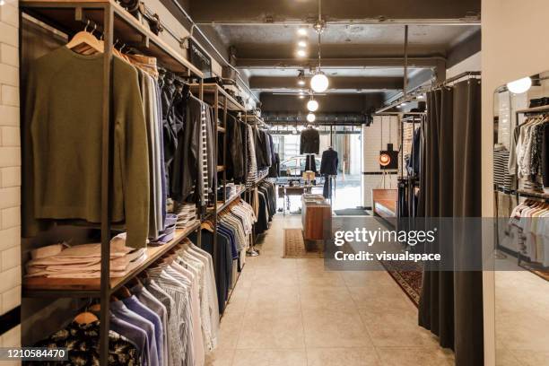 loja de moda masculina - loja de roupas - fotografias e filmes do acervo
