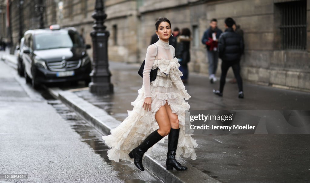 Street Style  - Paris Fashion Week - Womenswear Fall/Winter 2020/2021 : Day Seven