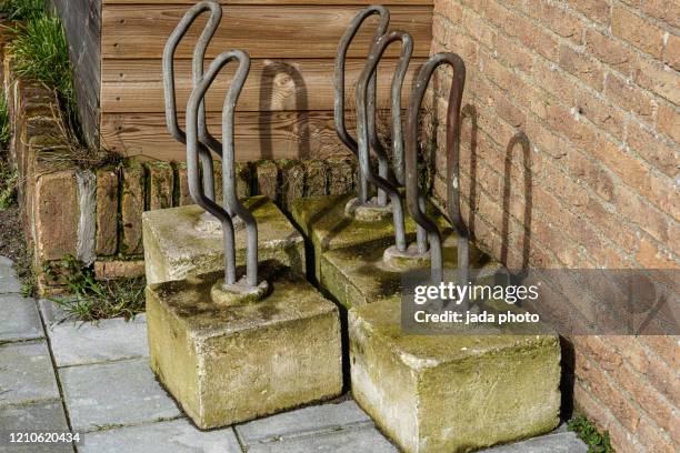 113 Bike Rack Wall Stock Photos, High-Res Pictures, and Images - Getty ...