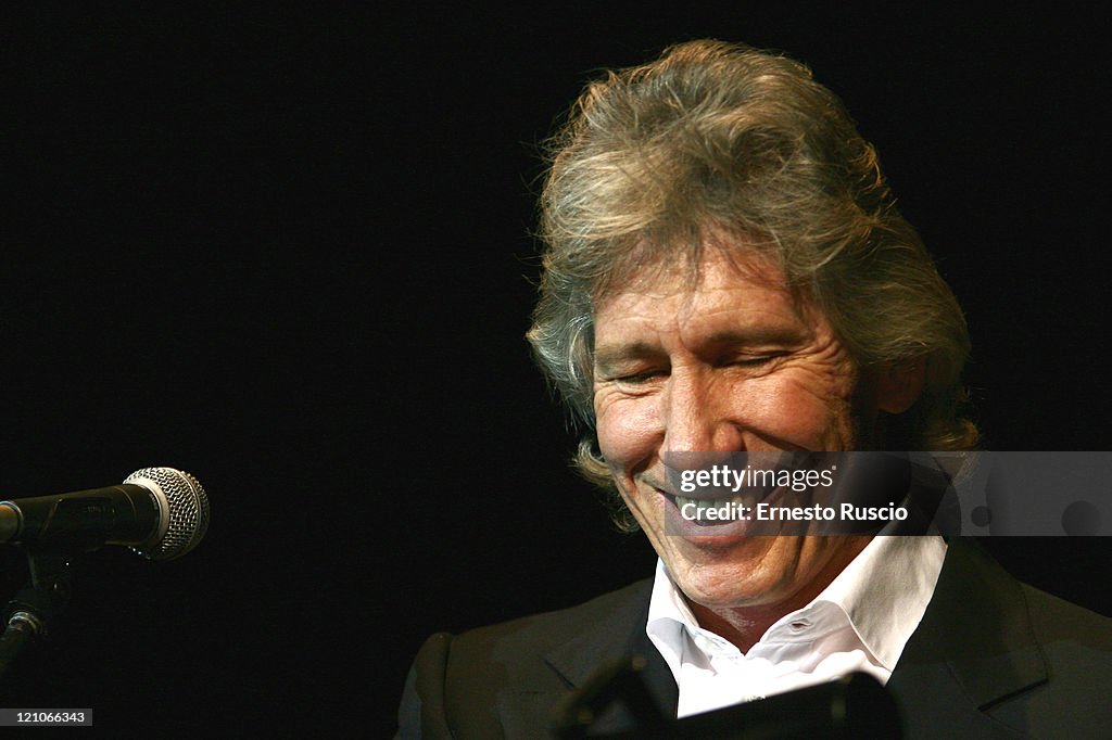 Roger Waters in Concert at the Parco Della Musica Hall in Rome - November 17, 2005