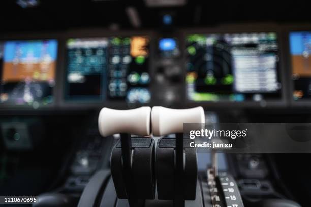 Flight Rader Console Flight Radar Screen Photos and Premium High Res Pictures - Getty Images