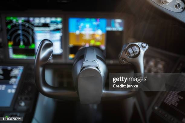 Flight Rader Console Flight Radar Screen Photos and Premium High Res Pictures - Getty Images