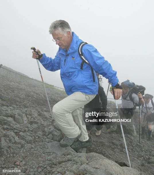 Hartwig Gauder , former German Olympic champion, climbs Mt. Fuji with a transplanted heart to appeal to the people to become donors for internal...