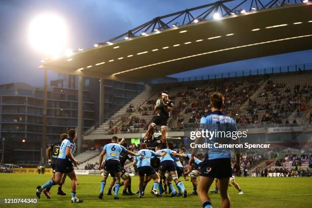 Michael Allardice of the Chiefs takes a lineout ball during the round six Super Rugby match between the Waratahs and the Chiefs at WIN Stadium on...