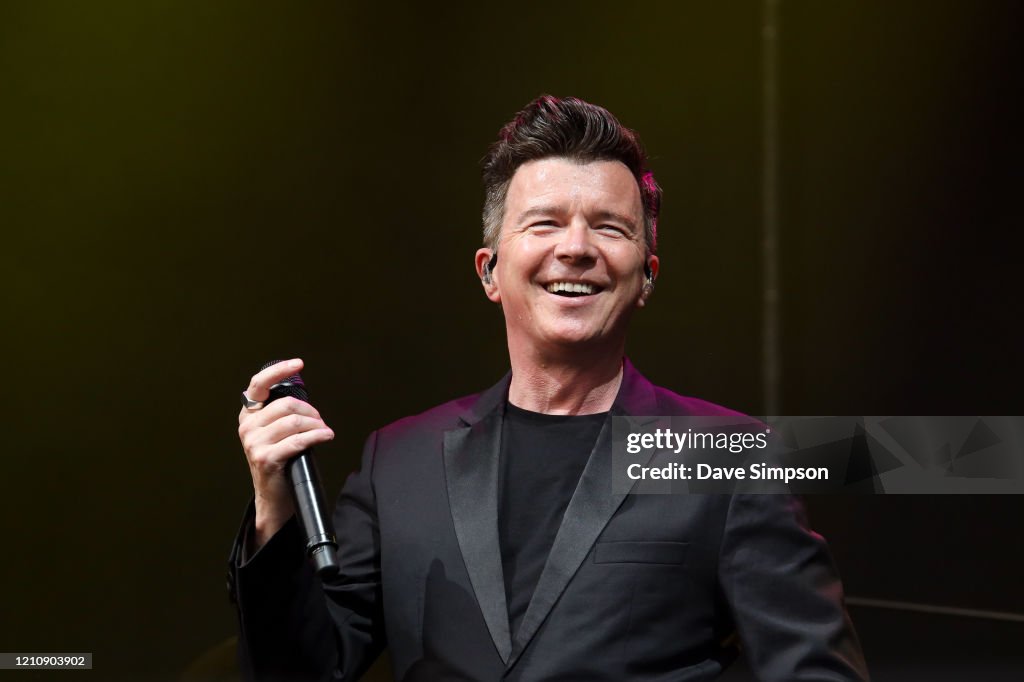 A-ha and Rick Astley Perform In Auckland