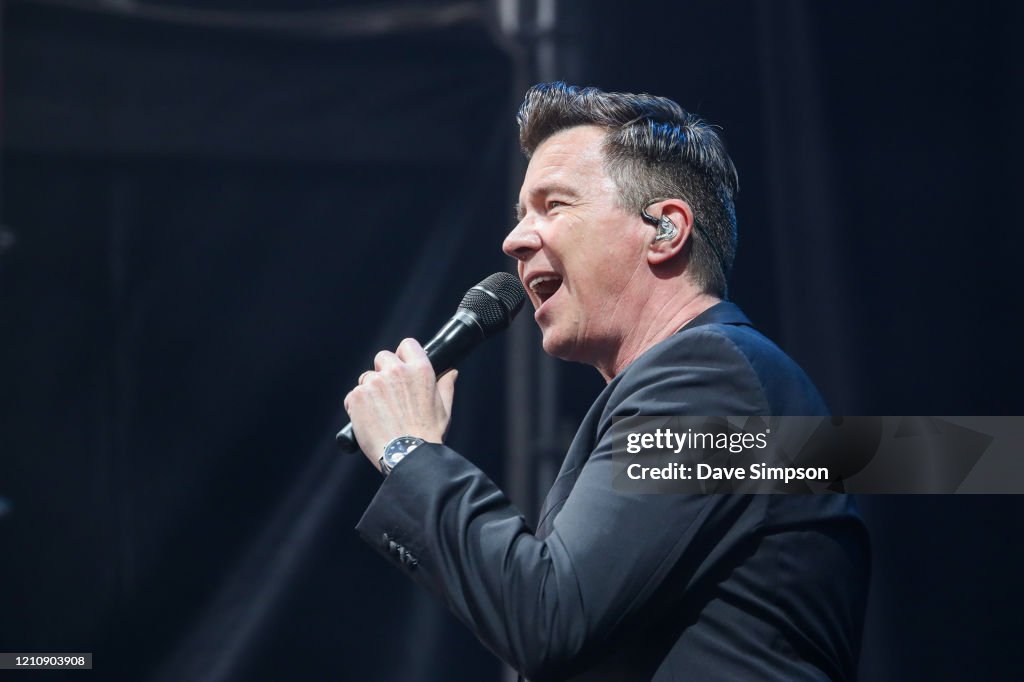 A-ha and Rick Astley Perform In Auckland
