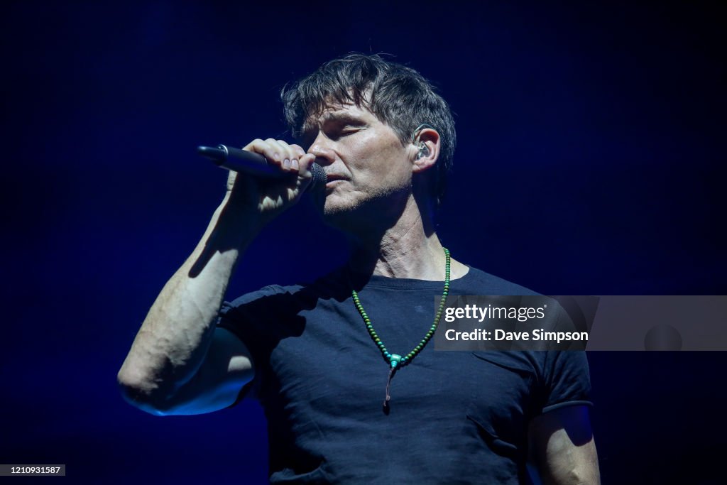A-ha and Rick Astley Perform In Auckland
