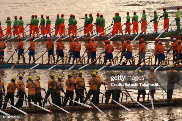 Cambodian dragon boat racing teams take part in the Water Festival boat race on the Tonle Sap river. The country's annual three-day Water Festival...