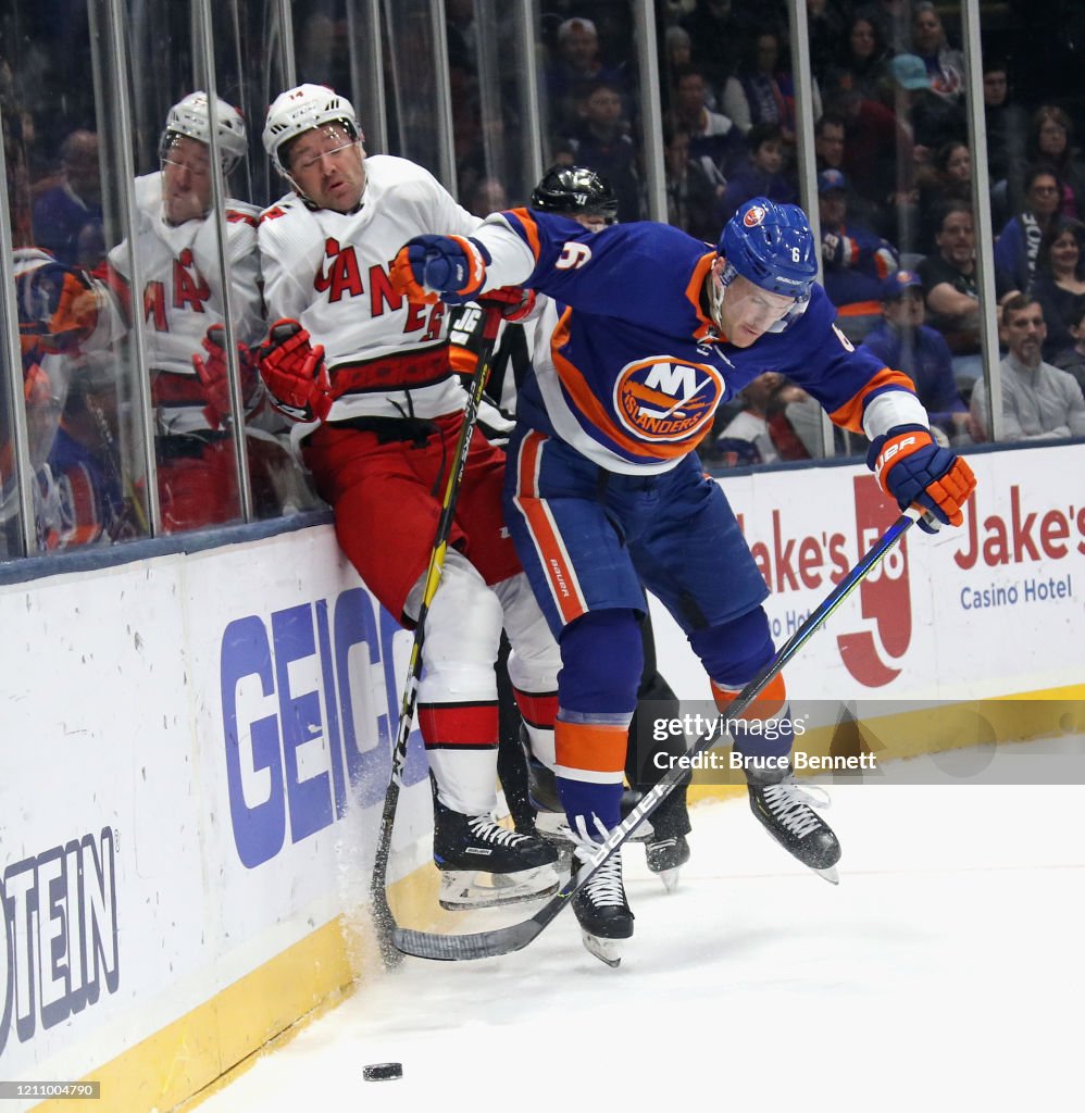 Carolina Hurricanes v New York Islanders