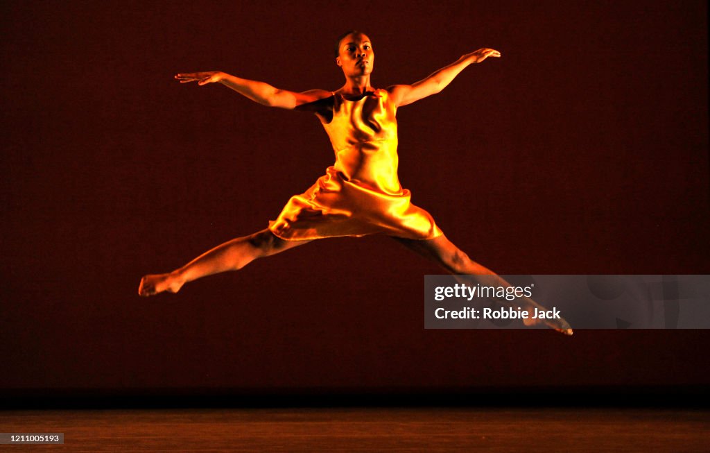 Richard Alston's "Voices And Light Footsteps" At Sadler's Wells