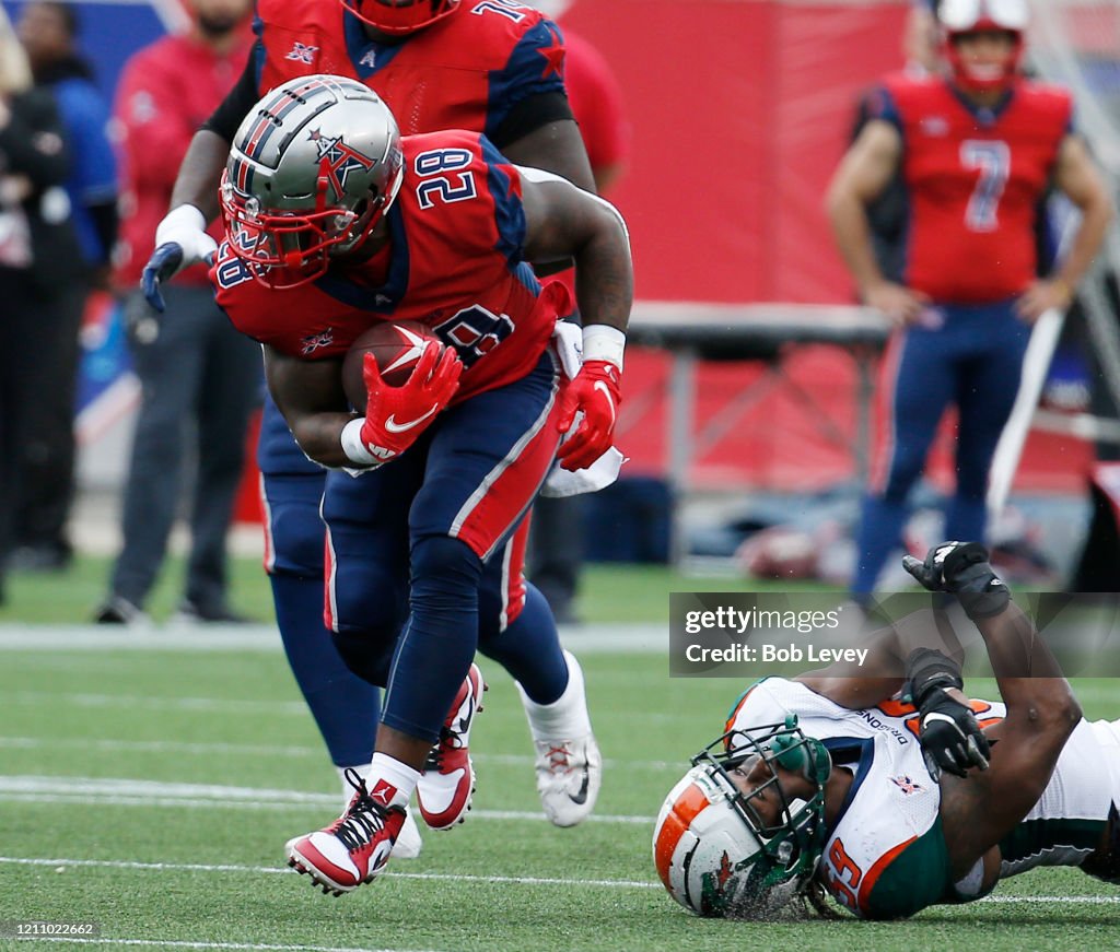 Seattle Dragons v Houston Roughnecks