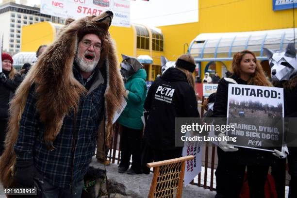 Anti-PETA demonstrator Ziggy makes his case against activists of the animal rights organization PETA prior to the ceremonial start of the 2020...