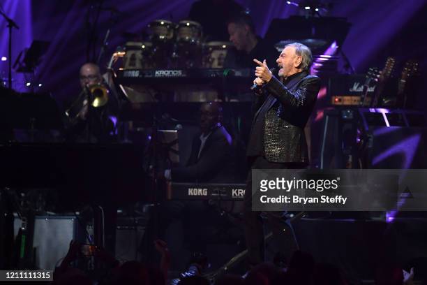 Neil Diamond performs onstage at the 24th annual Keep Memory Alive 'Power of Love Gala' benefit for the Cleveland Clinic Lou Ruvo Center for Brain...