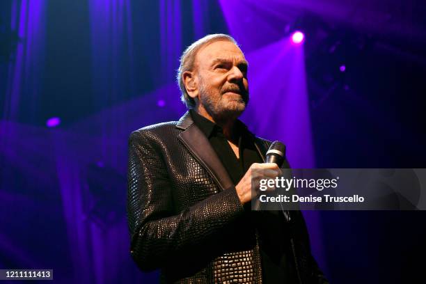 Neil Diamond performs onstage at the 24th annual Keep Memory Alive 'Power of Love Gala' benefit for the Cleveland Clinic Lou Ruvo Center for Brain...