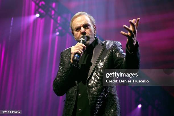 Neil Diamond performs onstage at the 24th annual Keep Memory Alive 'Power of Love Gala' benefit for the Cleveland Clinic Lou Ruvo Center for Brain...