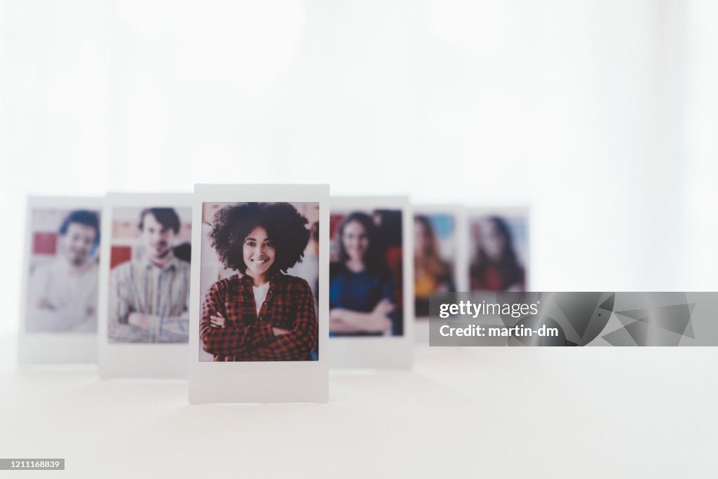 Fotos instantáneas de un equipo de negocios exitoso