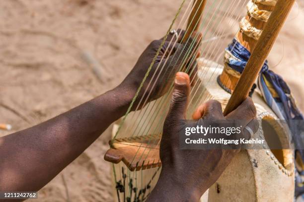 Cora String Instrument Kora String Instrument Photos and Premium High Res Pictures - Getty Images