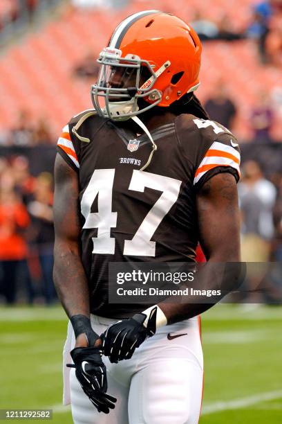 Tight end MarQueis Gray of the Cleveland Browns on the field prior to a game against the Detroit Lions on October 13, 2013 at FirstEnergy Stadium in...