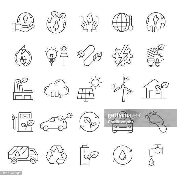 stockillustraties, clipart, cartoons en iconen met set van groene energie gerelateerde line iconen. bewerkbare beroerte. eenvoudige overzichtspictogrammen. - zonne energiecentrale