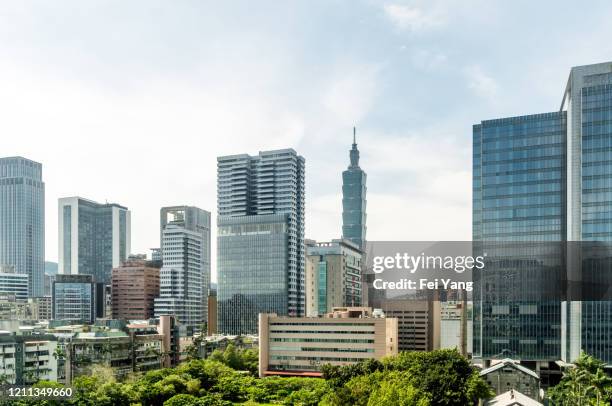 taipei skyline - taiwan business stock pictures, royalty-free photos & images