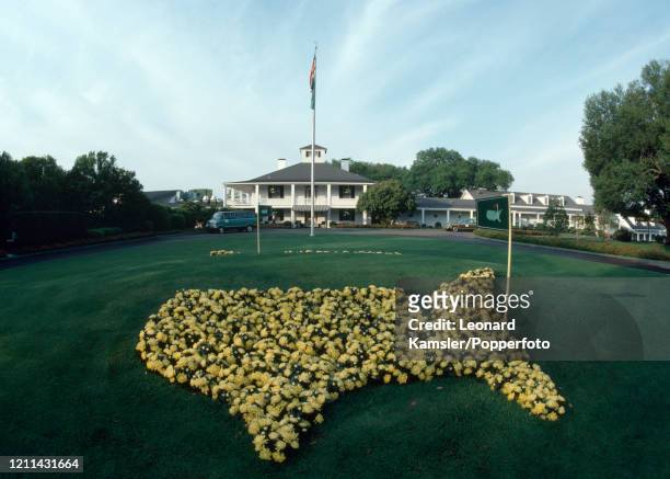 The Clubhouse and logo of the US Masters Golf Tournament at the August National Golf Club in Georgia, circa 1976.