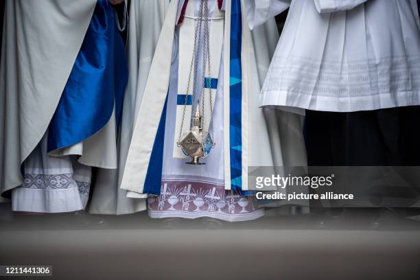 May 2020, North Rhine-Westphalia, Kevelaer: Georg Bätzing , Bishop of Limburg and Chairman of the German Bishops' Conference, stands at the church...