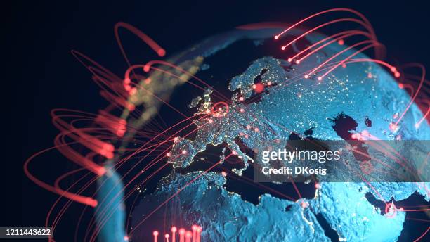 líneas de conexión globales - intercambio de datos, pandemia, virus informáticos - connection fotografías e imágenes de stock