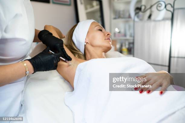 High Re Injection 114 Intramuscular Injections Stock Photos, High-Res Pictures, and ...