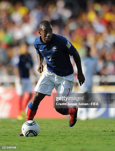 Gael Kakuta of France controls the ball during the FIFA U-20 World Cup Colombia 2011 quarter final match between France and Nigeria on August 14,...