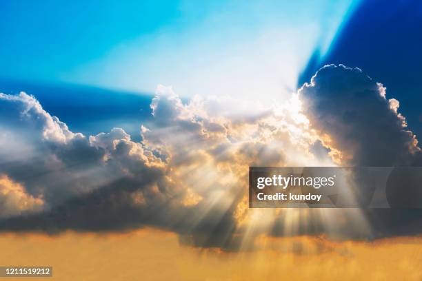 Miracle Light Rays 2 470 Miracle Light Stock Photos, High-Res Pictures, and Images - Getty ...