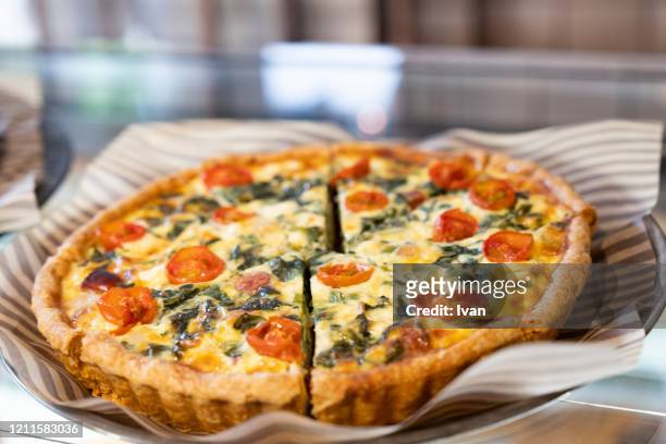 french quiche with tomatoand cheese - frittata stock pictures, royalty-free photos & images