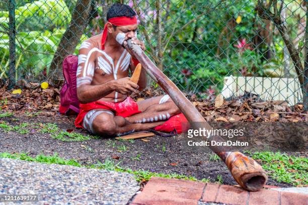Observatorio Polvoriento financiero 968 fotos e imágenes de Didgeridoo - Getty Images