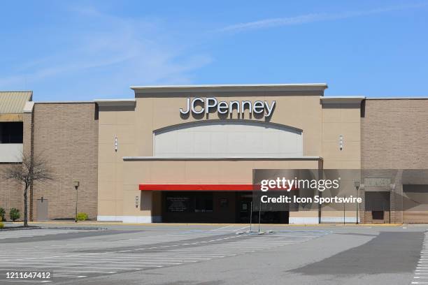 General view of an empty parking lot in front of a closed JC Penney store at the Willowbrook Mall during the covid-19 pandemic on May 2, 2020 in...